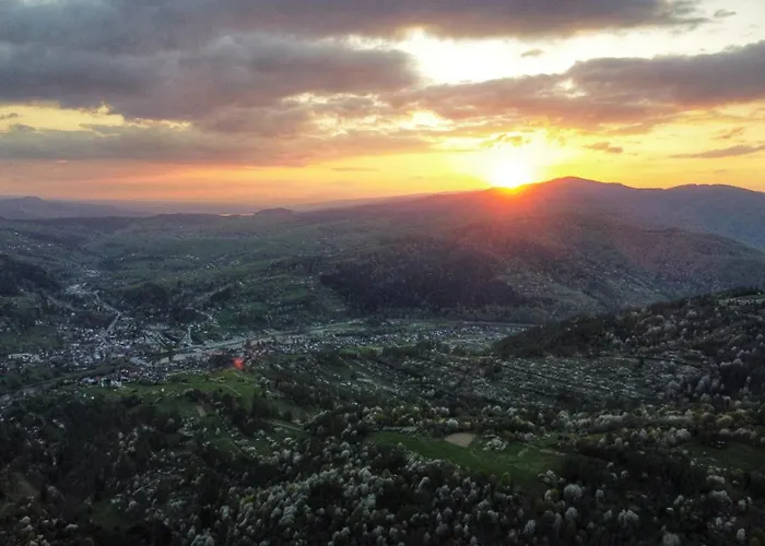 Wlesie W Gorach Pieniny 크로시엔코